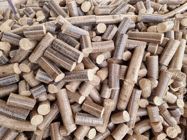  Rice Husk Briquettes